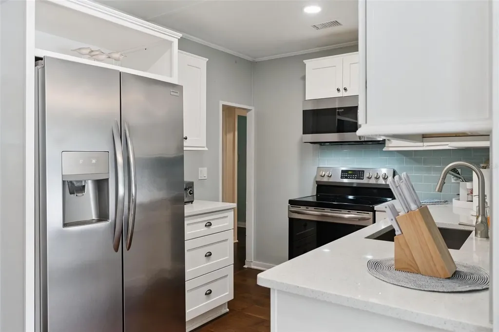 109 N Peninsula Avenue New Smyrna Beach FL 32169