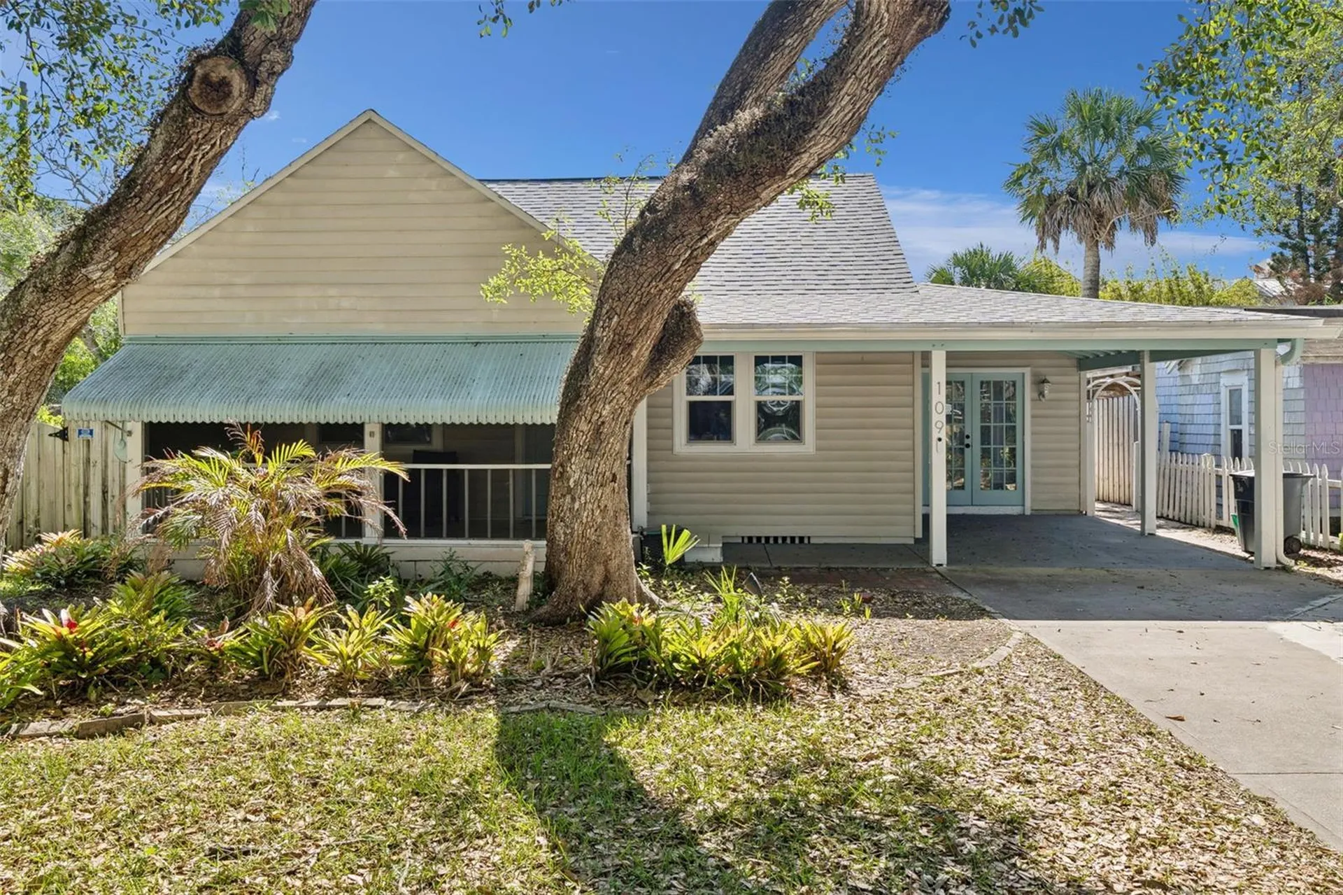 109 N Peninsula Avenue New Smyrna Beach FL 32169
