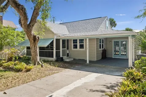 109 N Peninsula Avenue New Smyrna Beach FL 32169