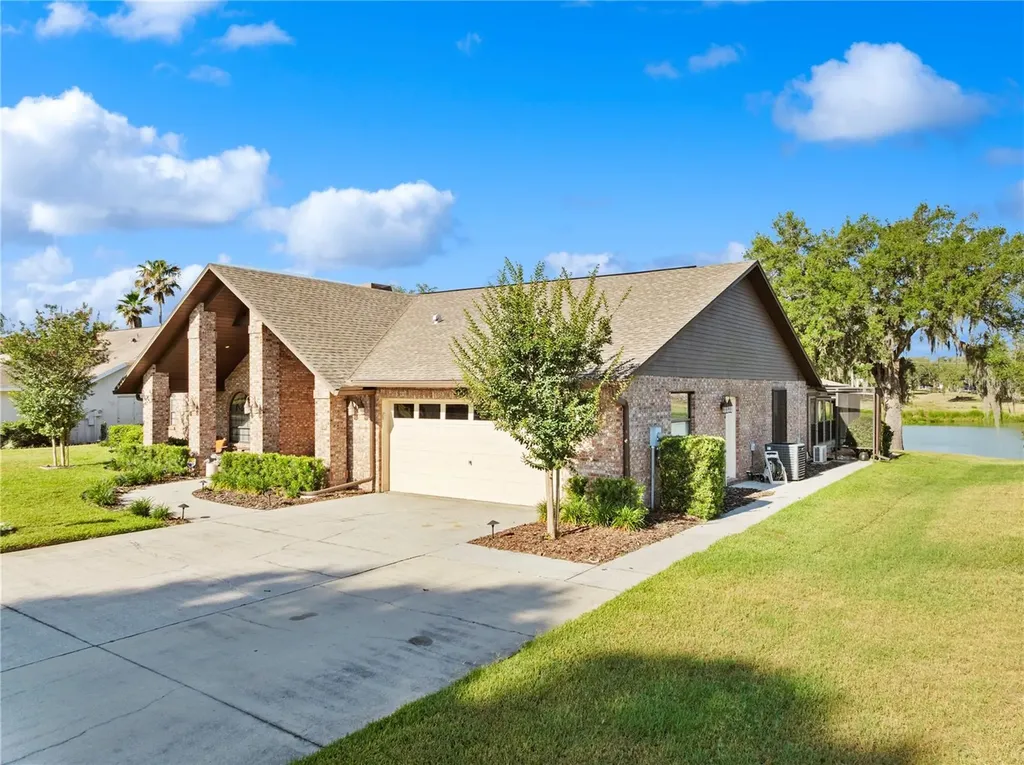6219 Huntington Drive Zephyrhills FL 33542