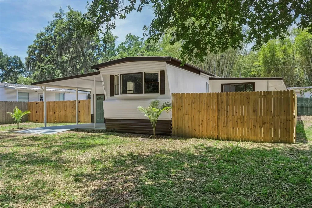 4251 Seaberg Road Zephyrhills FL 33541