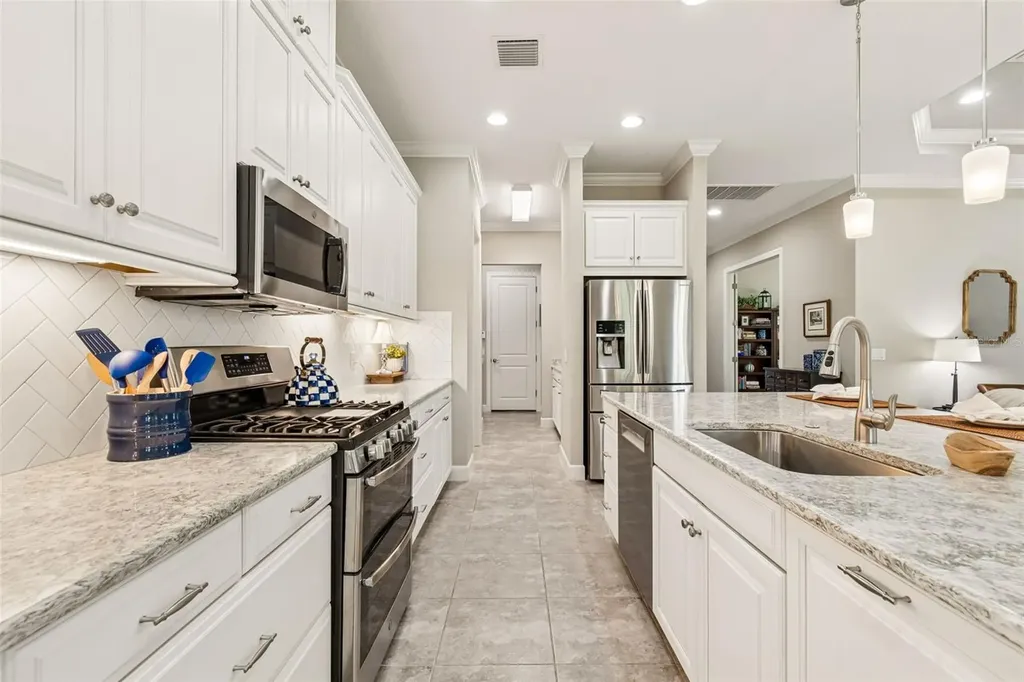 20158 Umbria Hill Drive Tampa FL 33647