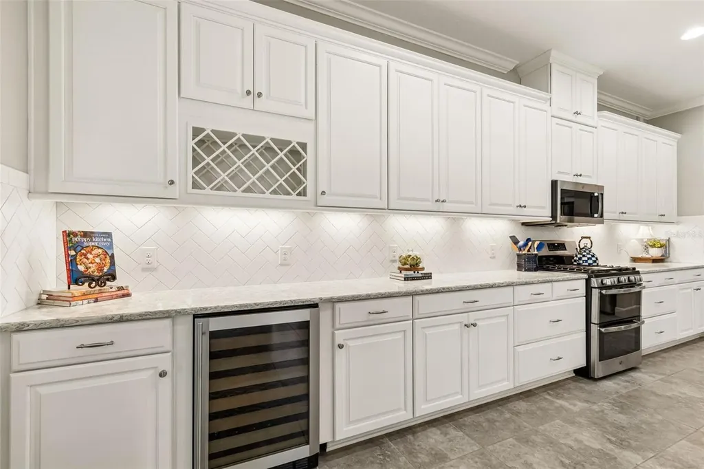 20158 Umbria Hill Drive Tampa FL 33647