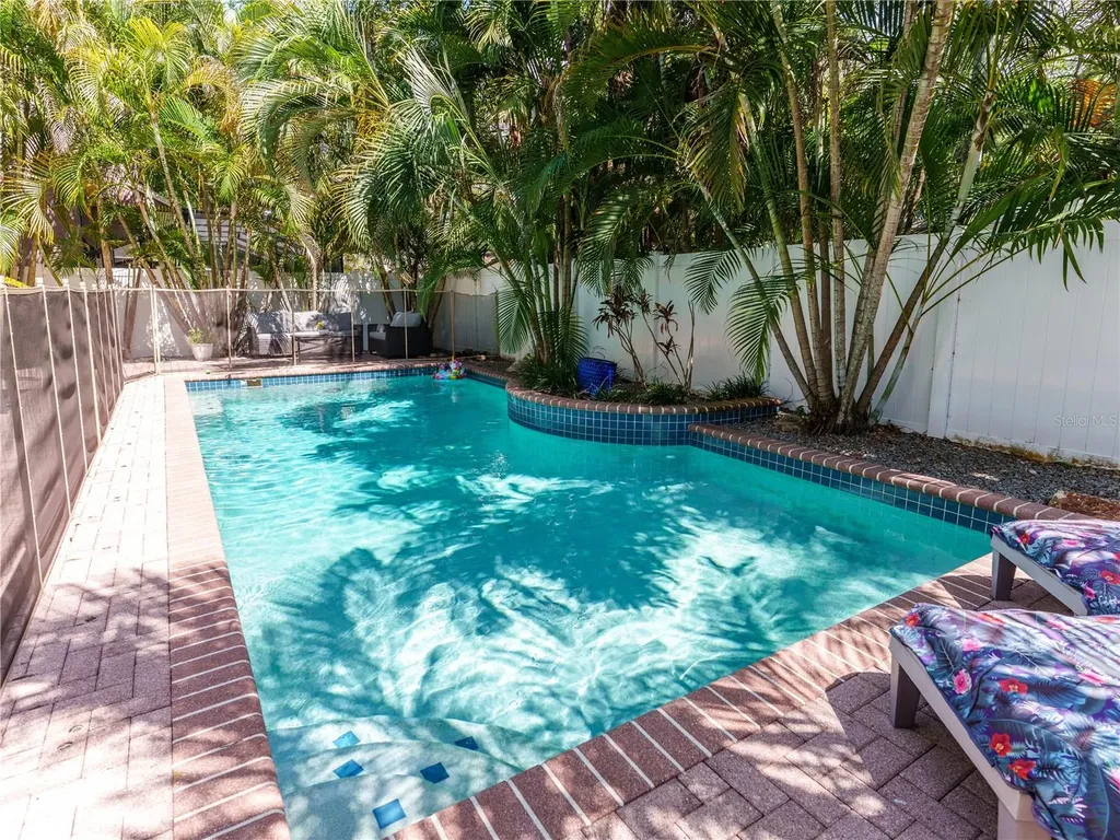 3230 W Fielder Street Tampa FL 33611