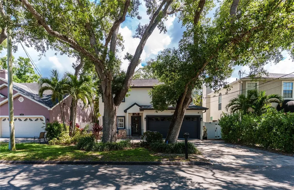 3230 W Fielder Street Tampa FL 33611