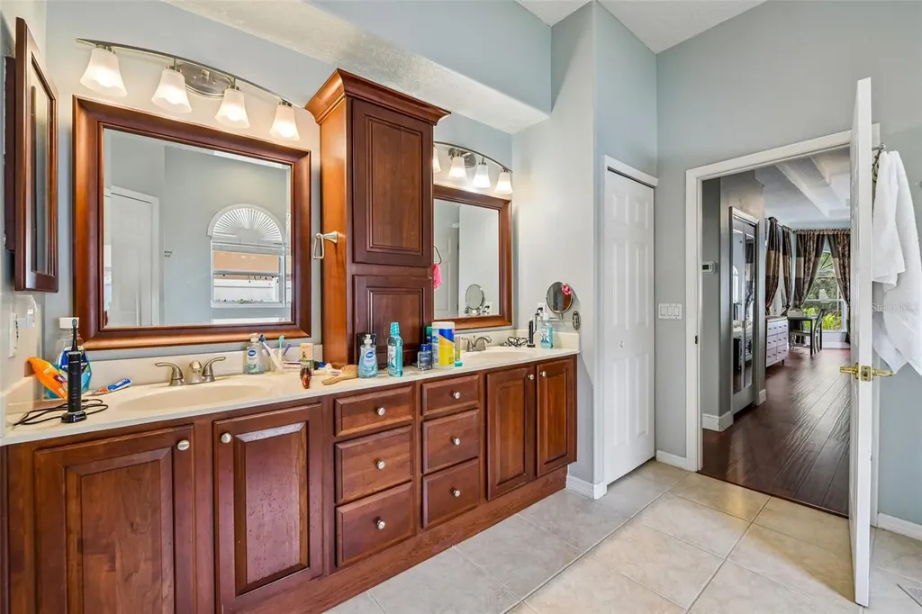 1344 Tall Maple Loop Oviedo FL 32765