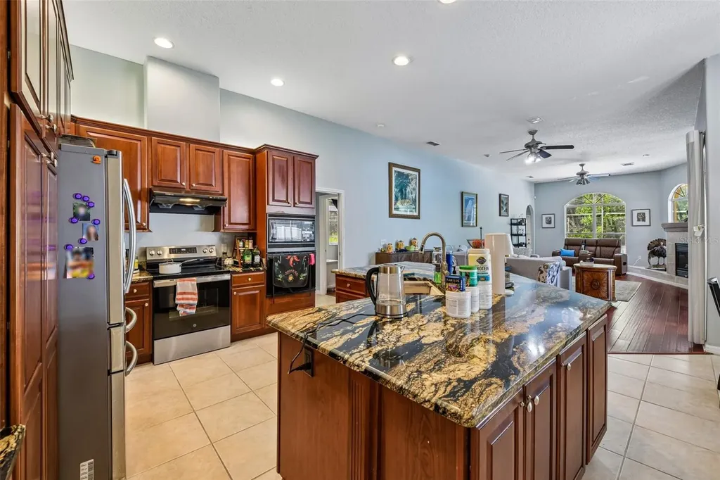 1344 Tall Maple Loop Oviedo FL 32765