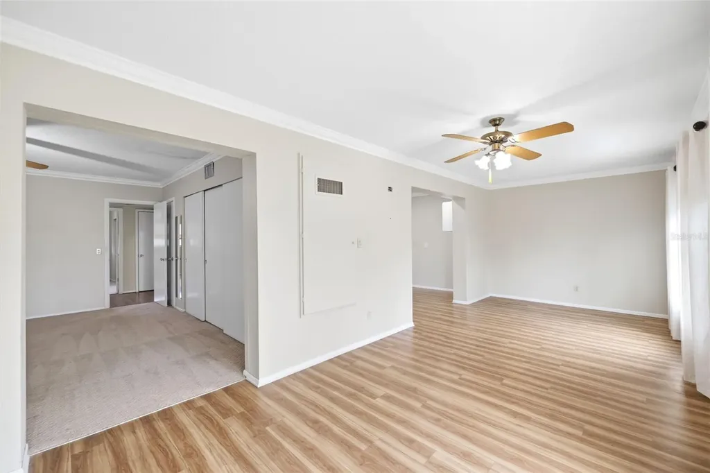 2381 Ecuadorian Way Clearwater FL 33763