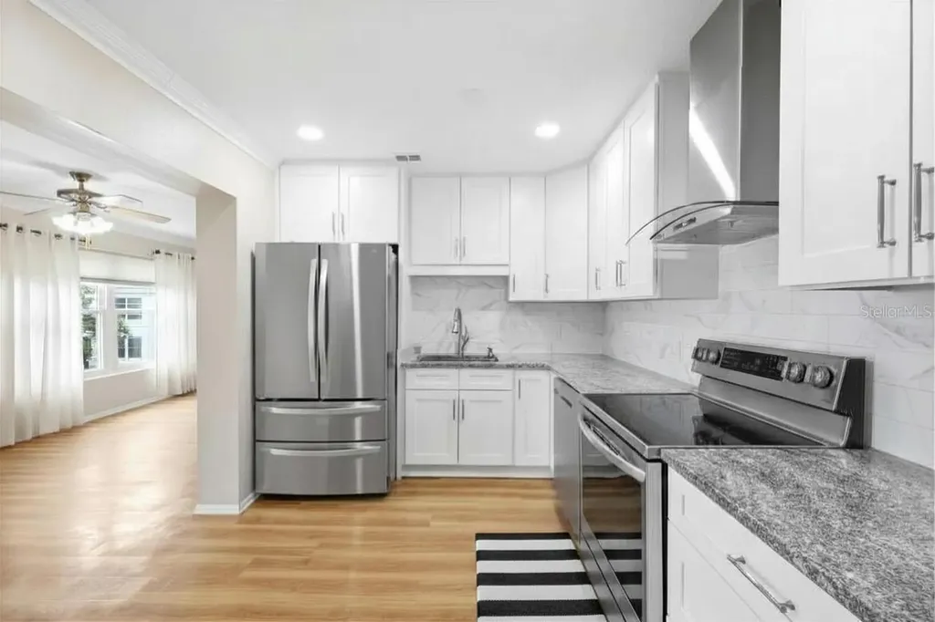 2381 Ecuadorian Way Clearwater FL 33763