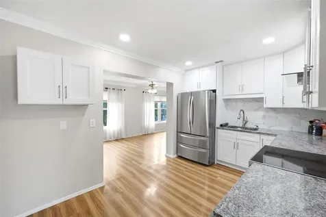 2381 Ecuadorian Way Clearwater FL 33763