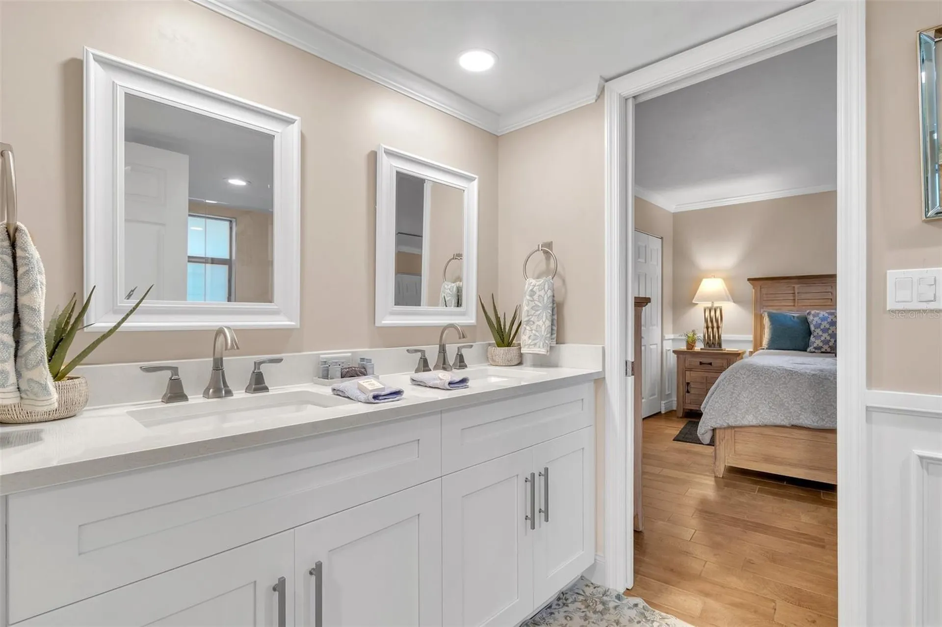 1085 Bald Eagle Drive Marco Island FL 34145