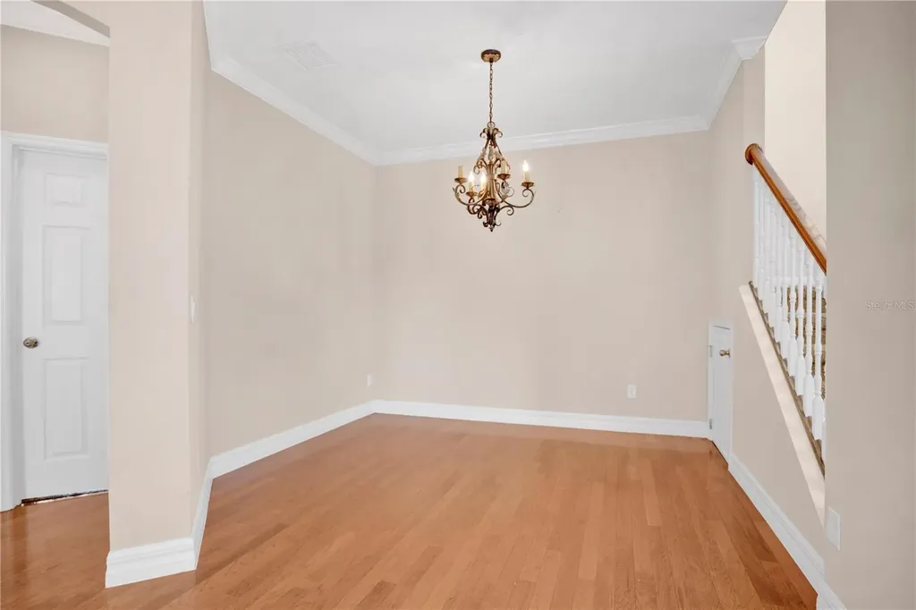 2403 S Shine Avenue Orlando FL 32806
