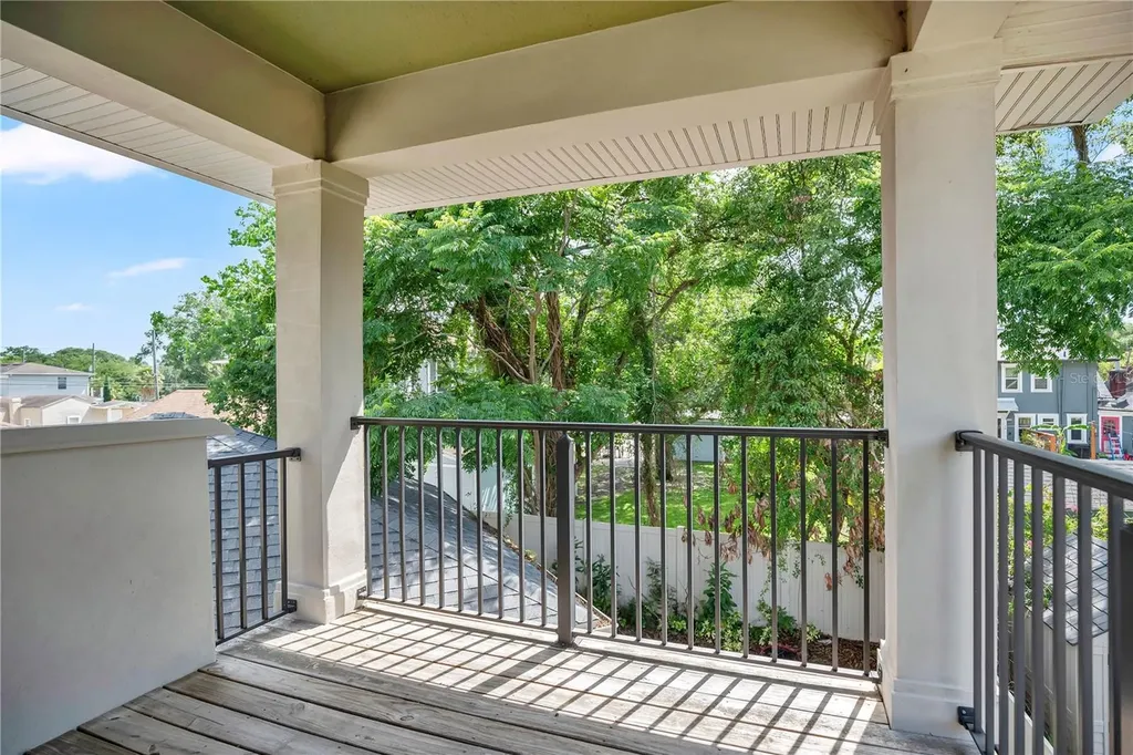 2403 S Shine Avenue Orlando FL 32806