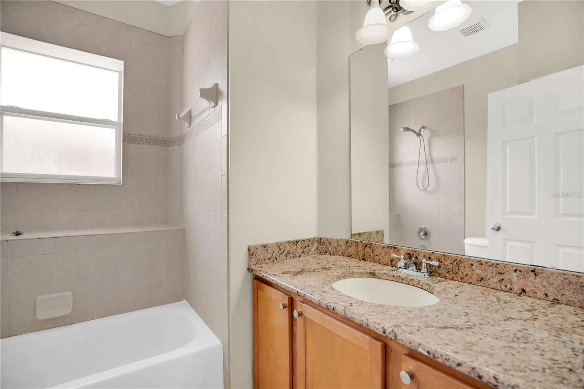 2403 S Shine Avenue Orlando FL 32806