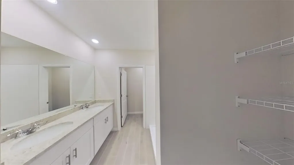 140 Holly Bank Avenue Nokomis FL 34275