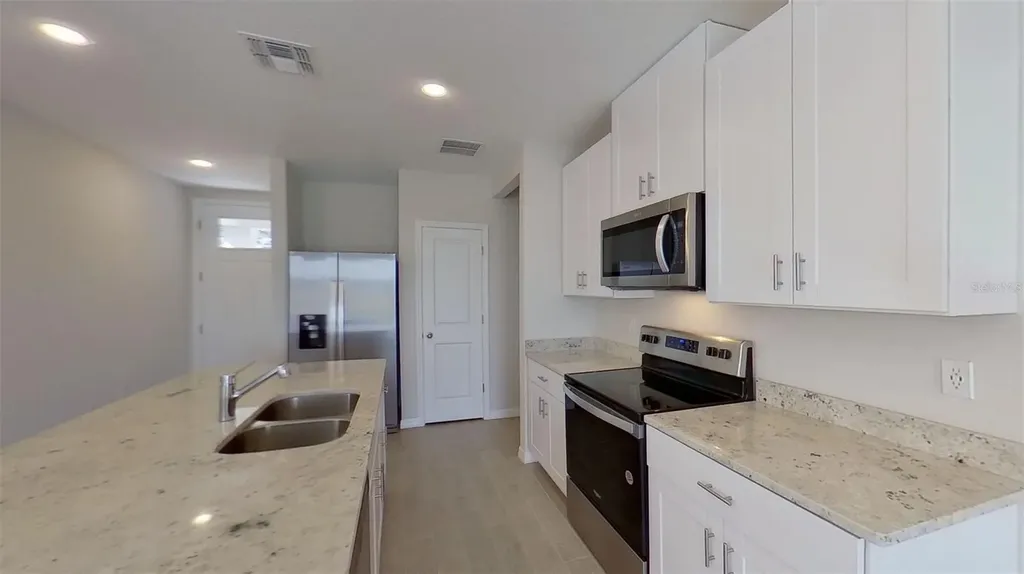140 Holly Bank Avenue Nokomis FL 34275