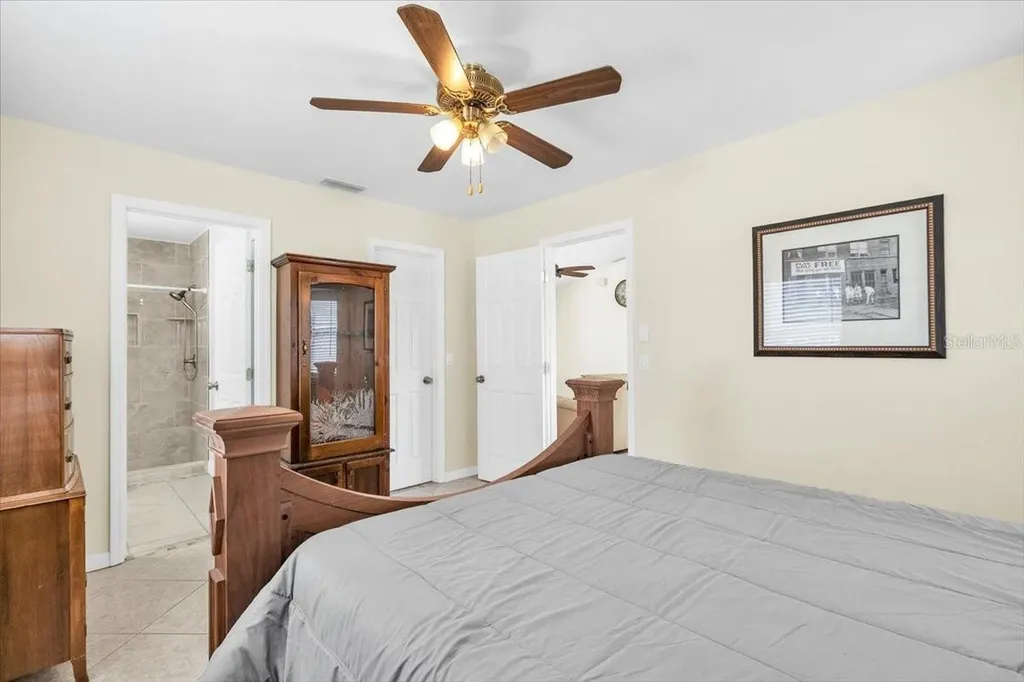 1461 Mccrory Street North Port FL 34286