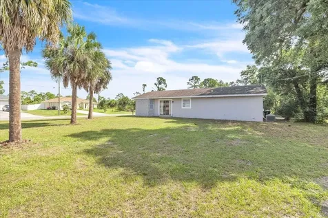1461 Mccrory Street North Port FL 34286