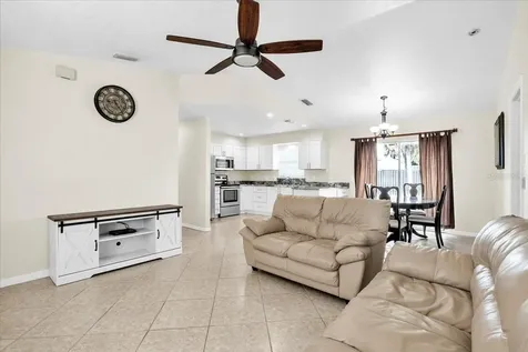 1461 Mccrory Street North Port FL 34286