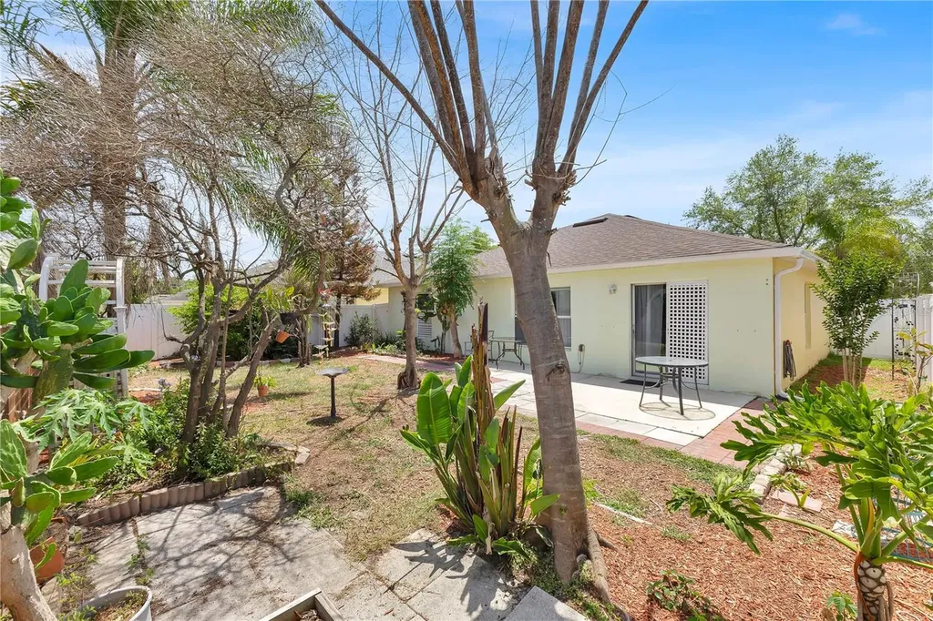 4629 Caverns Drive Kissimmee FL 34758