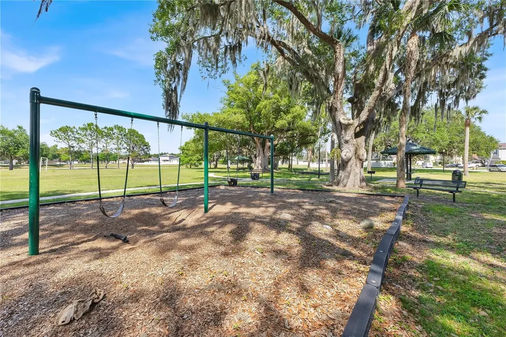 4629 Caverns Drive Kissimmee FL 34758