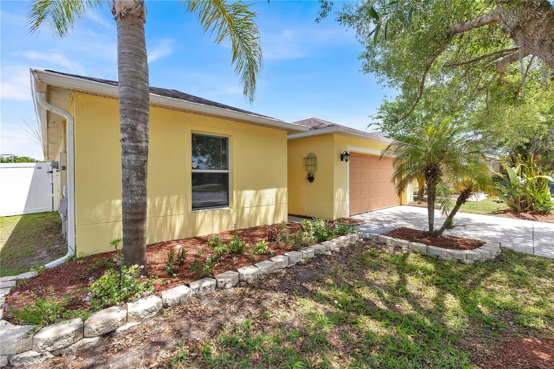 4629 Caverns Drive Kissimmee FL 34758