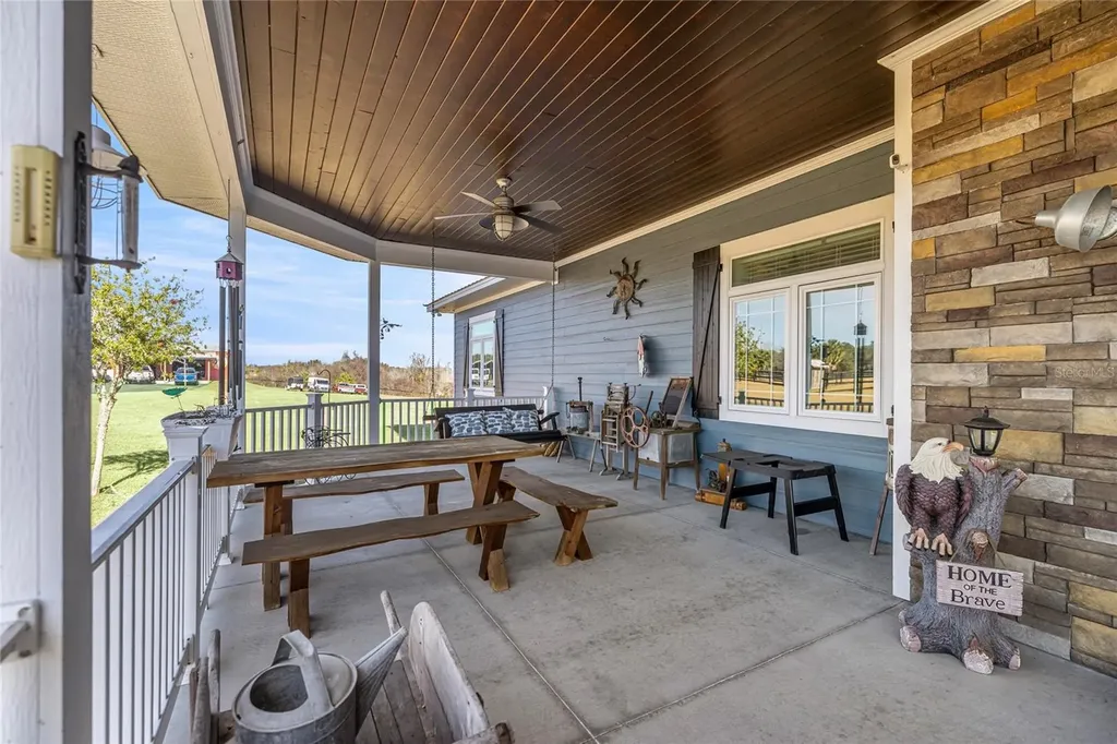 5251 SE 180th Avenue Road Ocklawaha FL 32179