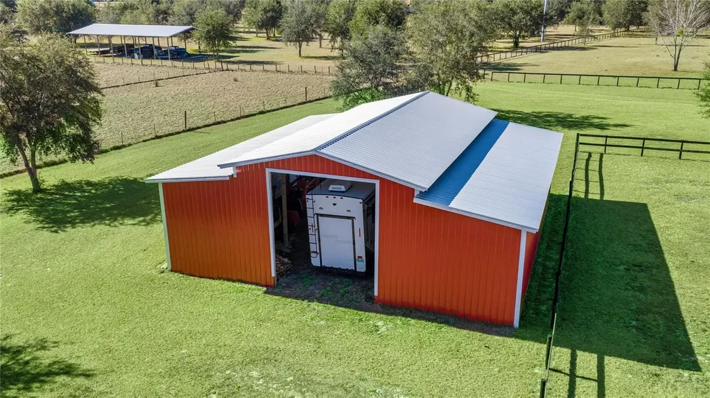5251 SE 180th Avenue Road Ocklawaha FL 32179
