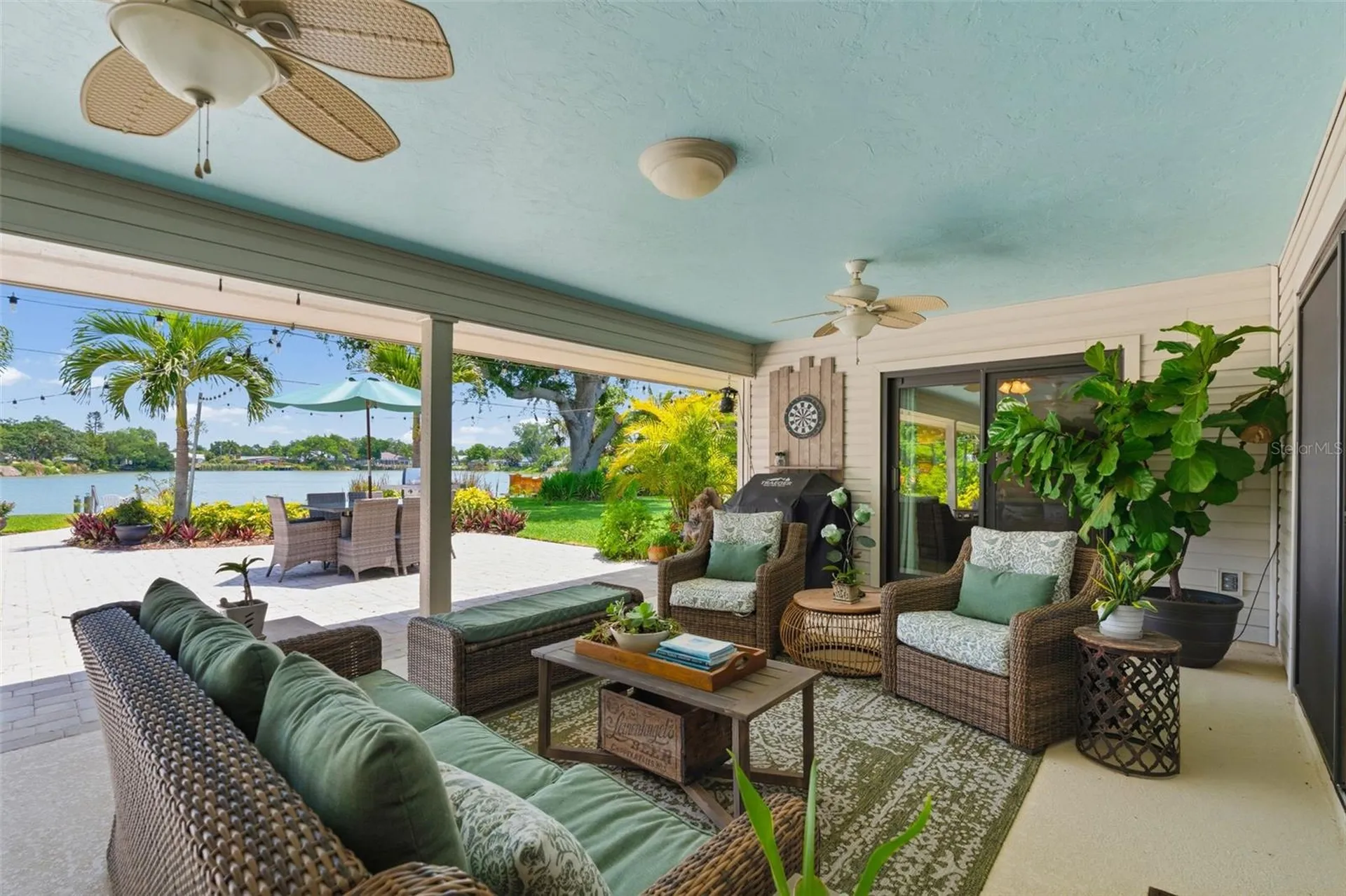 2211 50th Street W Bradenton FL 34209
