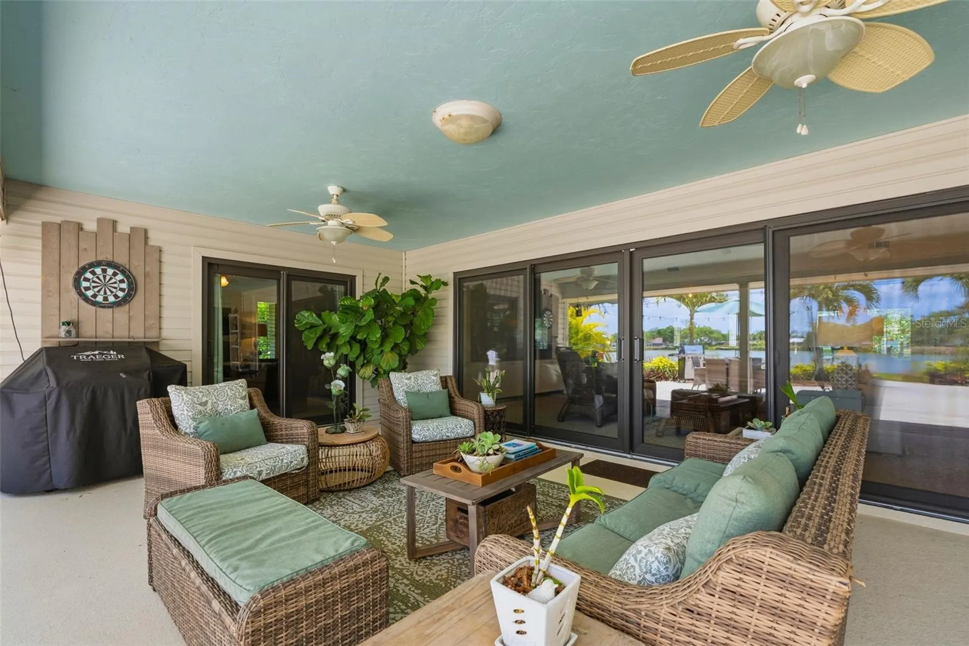 2211 50th Street W Bradenton FL 34209