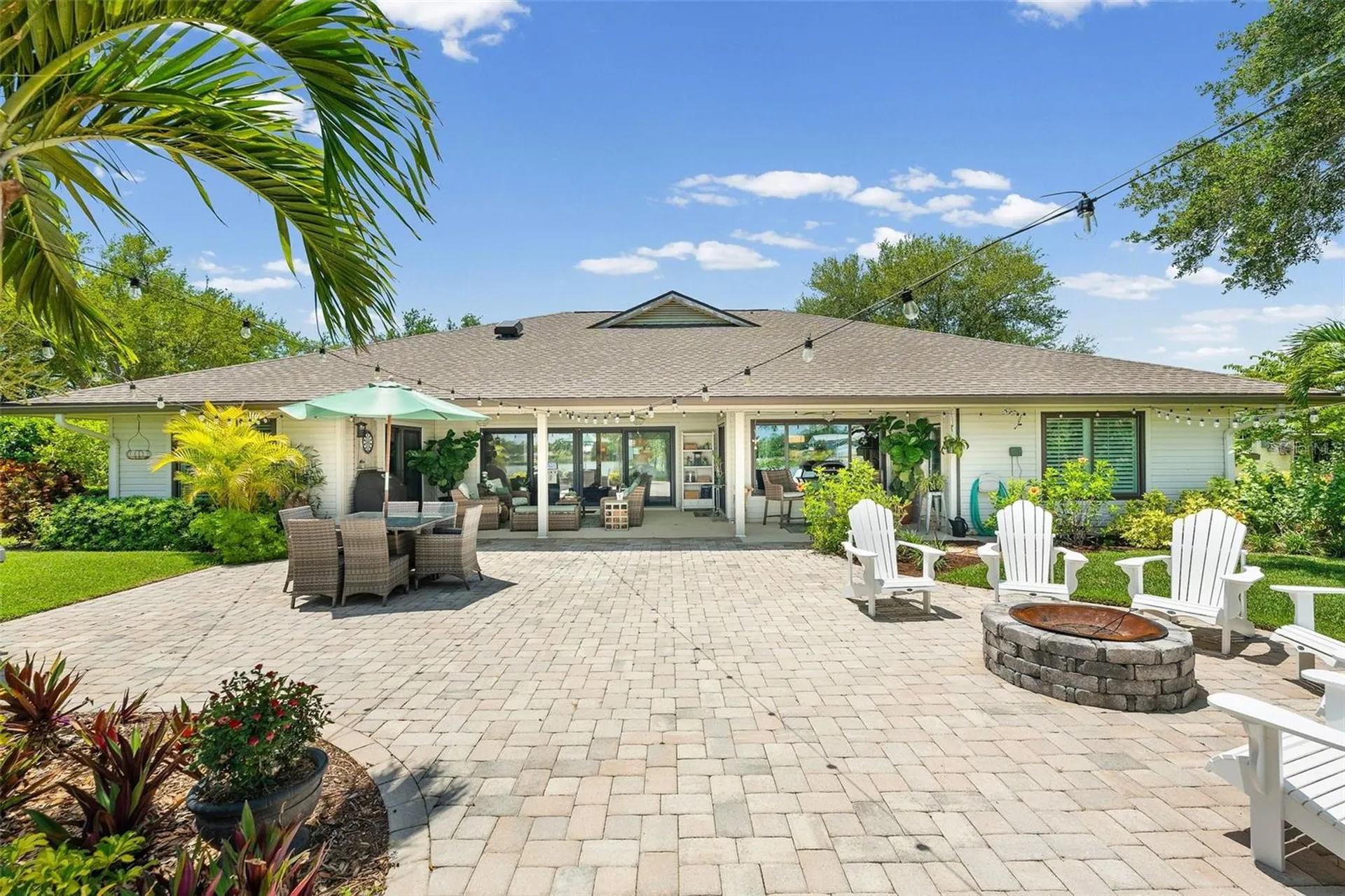 2211 50th Street W Bradenton FL 34209