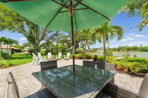 2211 50th Street W Bradenton FL 34209