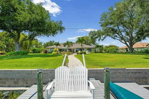 2211 50th Street W Bradenton FL 34209