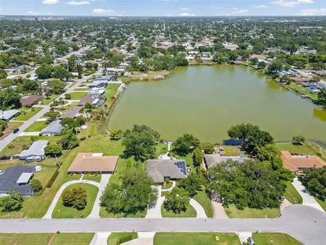 2211 50th Street W Bradenton FL 34209