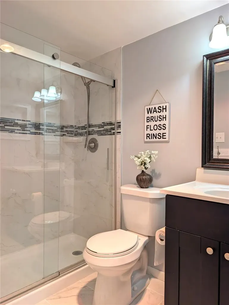 5850 18th Street N St Petersburg FL 33714