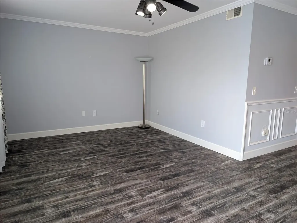5850 18th Street N St Petersburg FL 33714