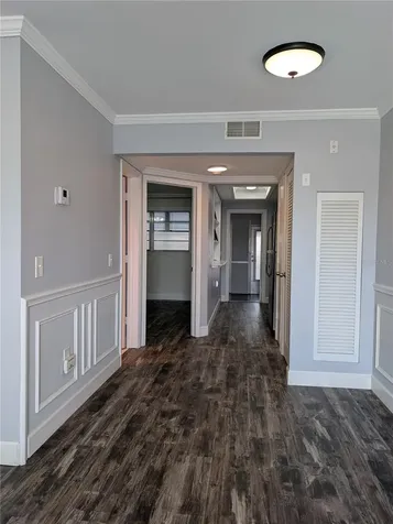 5850 18th Street N St Petersburg FL 33714