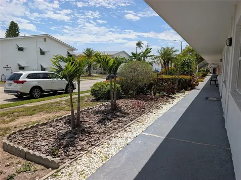 5850 18th Street N St Petersburg FL 33714