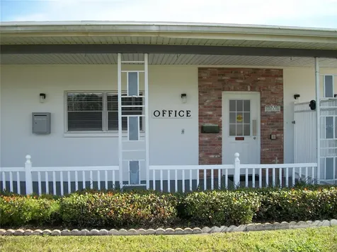 5850 18th Street N St Petersburg FL 33714