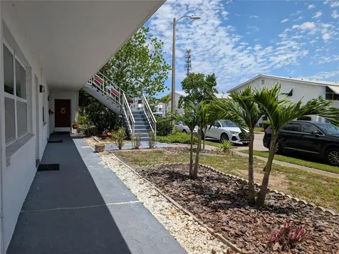 5850 18th Street N St Petersburg FL 33714