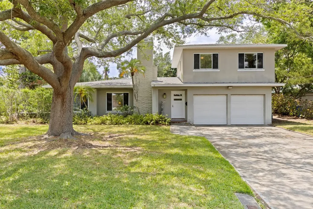 120 59th Avenue S St Petersburg FL 33705