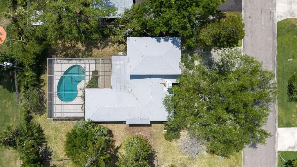 120 59th Avenue S St Petersburg FL 33705