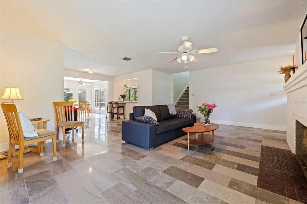 120 59th Avenue S St Petersburg FL 33705
