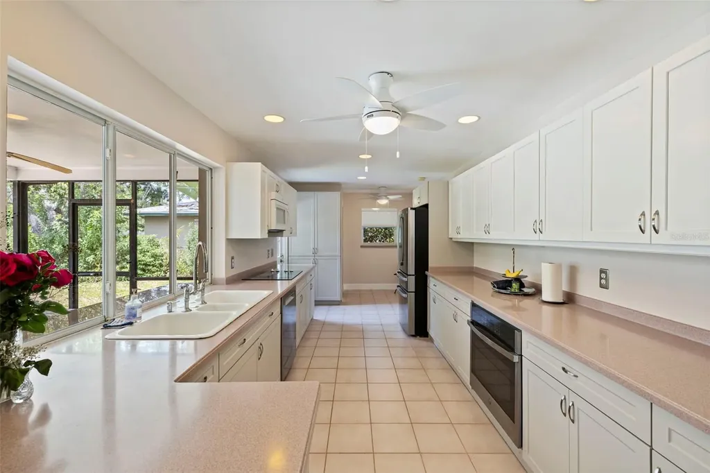 120 59th Avenue S St Petersburg FL 33705