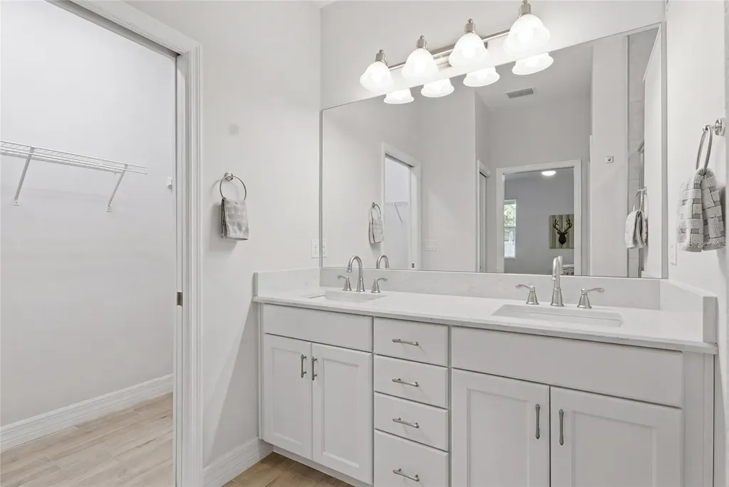219 Villa Luna Lane Lutz FL 33549
