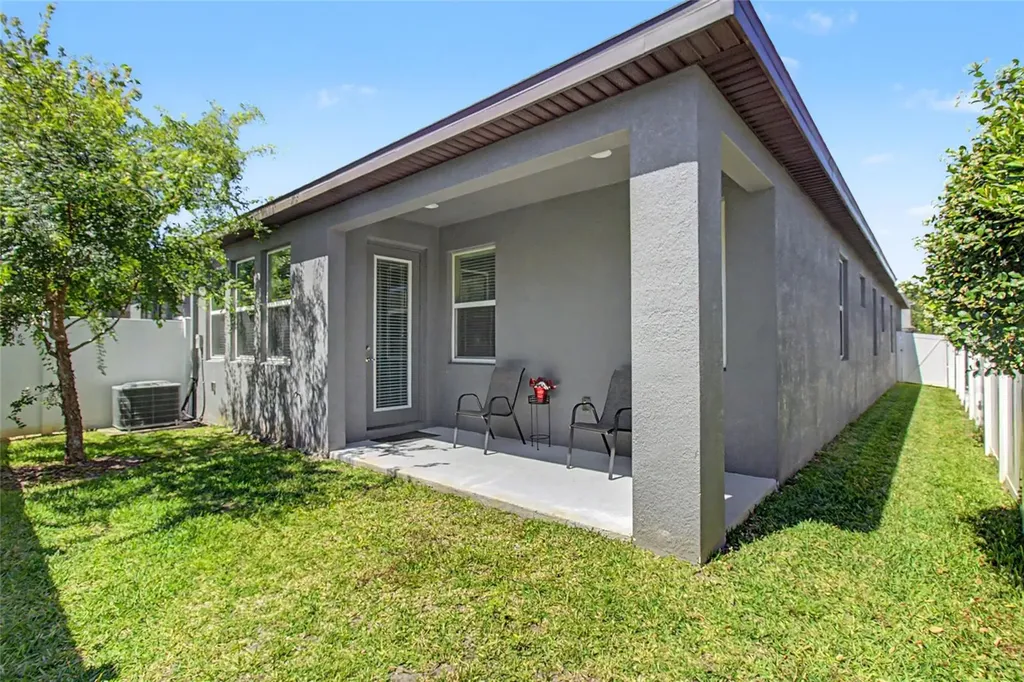 219 Villa Luna Lane Lutz FL 33549