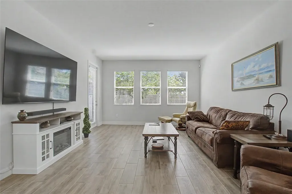 219 Villa Luna Lane Lutz FL 33549