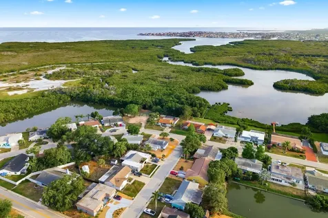 3705 Grayton Drive New Port Richey FL 34652