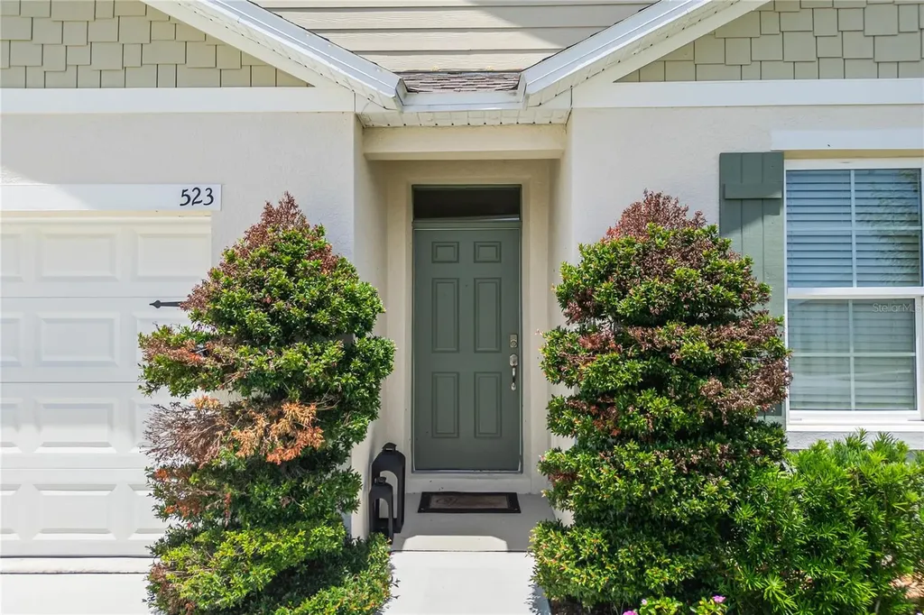 523 Auburn Grove Terrace Auburndale FL 33823