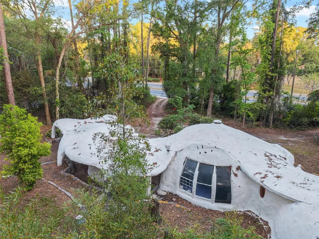 6928 NW 39th Avenue Gainesville FL 32606